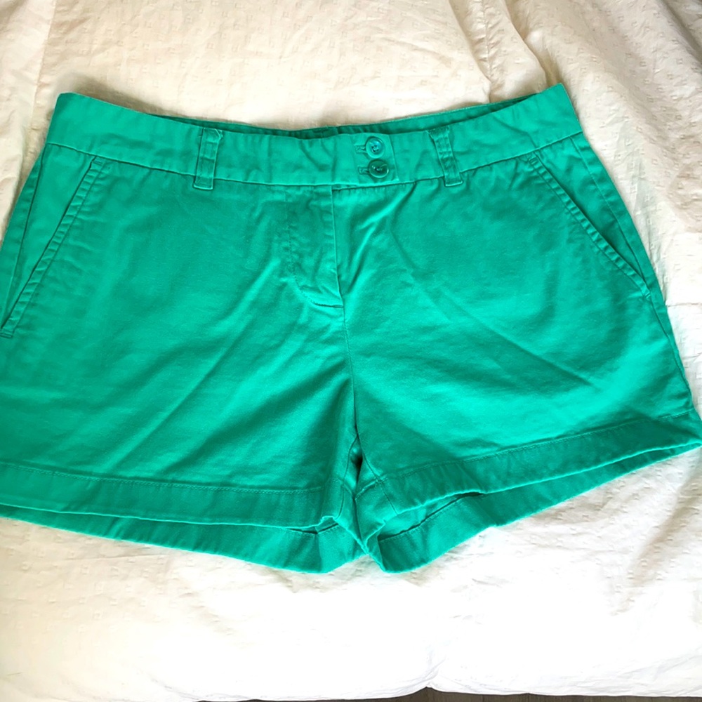Vineyard Vines shorts